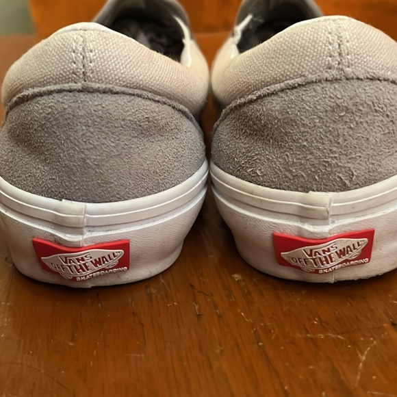 Vans, like new, W5, grey suede loafer - Picture 4 of 5